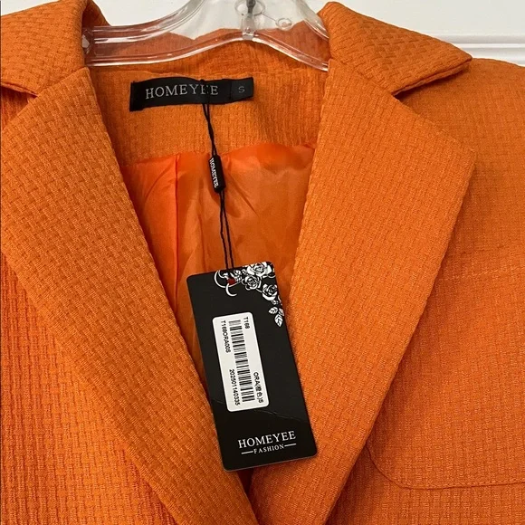 Homeyee Women's Vibrant Orange Blazer - Picture 3 of 4